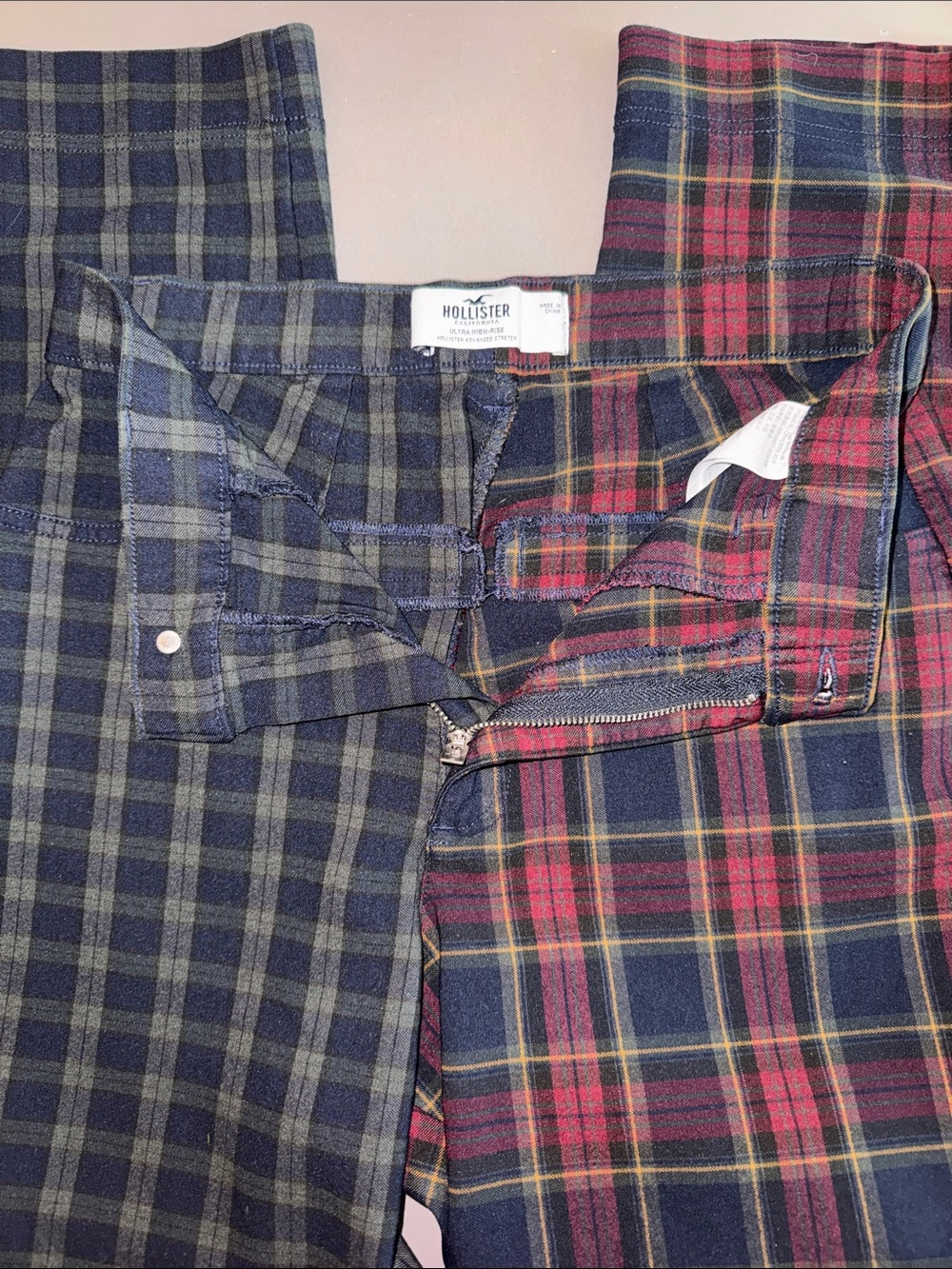 Hollister Ultra High Rise Two Tone Plaid Pants Size Small - Picture 6 of 12